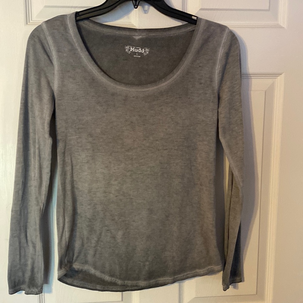Light Gray long sleeve Mudd shirt